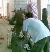 水泥雕塑雕刻现场